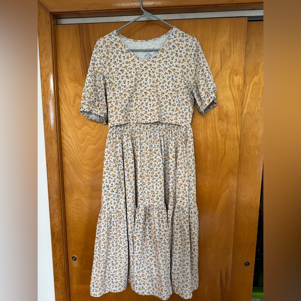 SUPER CUTE DRESSES buttercup dress; nursing dress - Picture 2 of 14